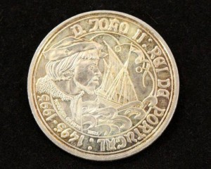 Moedas de Variados Materiais 