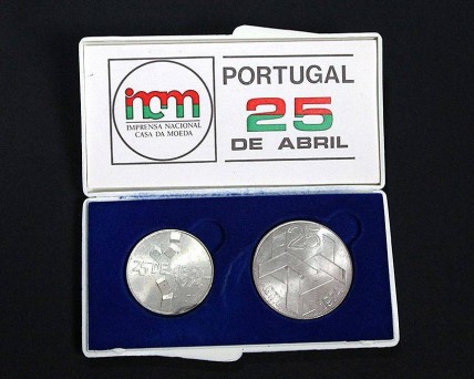 Moedas em PRATA 25 de Abril 1974