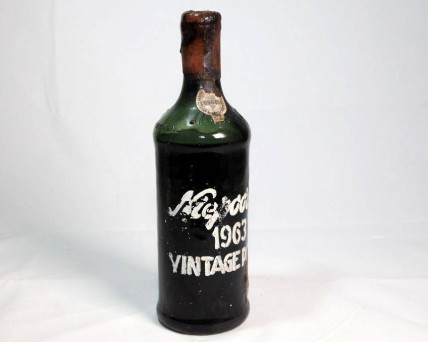 Garrafa de vinho do porto Niepoort  1963