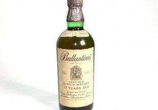 Garrafa de Whisky Ballantines 17 anos RESERVA