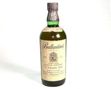 Garrafa de Whisky Ballantines 17 anos RESERVA