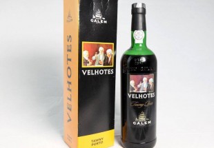 GARRAFA DE VINHO DO PORTO, CÁLEM OS TRÊS VELHOTES