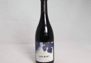 GARRAFA DE VINHO TINTO.