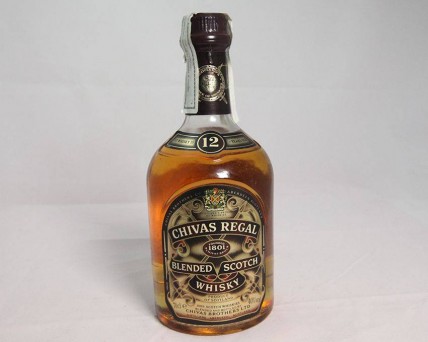 GARRAFA DE WHISKY CHIVAS REGAL