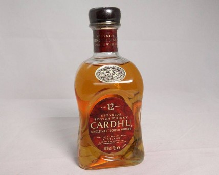 Garrafa de Whisky Single Malt Carduh 12 anos.