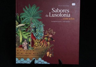 Livro Temático dos CTT 'Sabores da Lusofonia' 2009 ,com uma tiragem de 8.000 exemplares