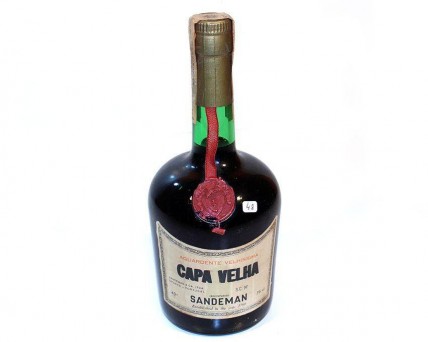 Garrafa de Aguardente Velhíssima Capa Velha - Sandeman