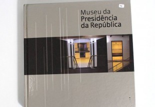 Livro Temático dos CTT 'Museu da Presidência da Republica' 2004 