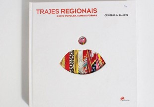 Livro Temático dos CTT 'Trajes Regionais' 2007