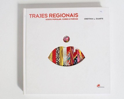 Livro Temático dos CTT 'Trajes Regionais' 2007