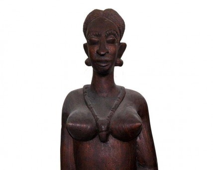 Escultura Africana Feminina