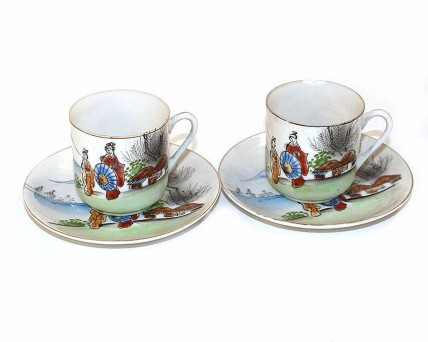 Conjunto de Chávenas de Café em Porcelana