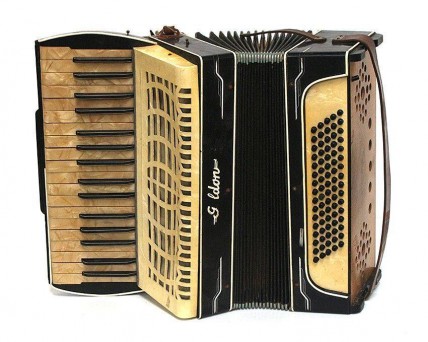 Acordeon Antigo 