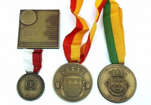 Conjunto de Medalhas Comemorativas em Bronze