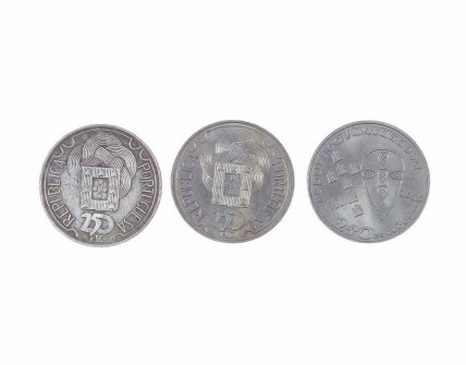 Conjunto de Três Moedas 