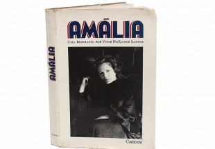 Livro AMÁLIA: UMA BIOGRAFIA por Vitor Pavão dos Santos