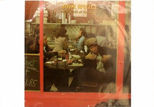 Um Disco de Vinil de Tom Waits 