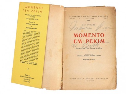 Livro MOMENTO EM PEQUIM