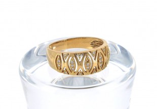 Anel em Ouro de 18K e DIAMANTES