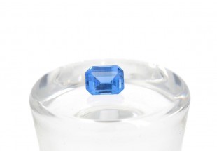 Espinela Natural Azul Claro em talhe Octogonal Misto 3,30ct