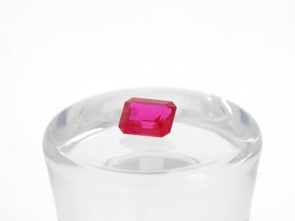 Rubi Vermelho Rosado em Talhe Octogonal 4.25ct