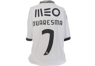 Camisola Oficial de Jogo do Vitória Sport Clube RICARDO QUARESMA 7 Autografada