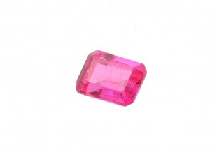 L778-021 Rubi Rosa 1,35 CT