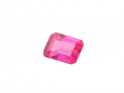 L778-021 Rubi Rosa 1,35 CT