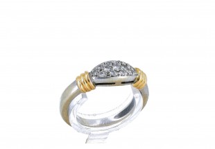 Anel bicolor em OURO 19,2 kl - 13 DIAMANTES