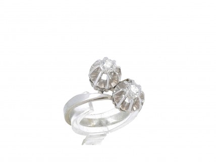 Anel em OURO Branco 18K - 2 DIAMANTES